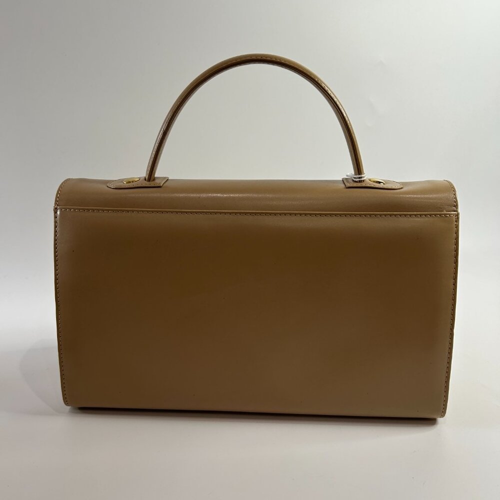 【6MK】Givenchy Beige Leather Handbag sku#85257 (gently used) - Picture 3 of 16
